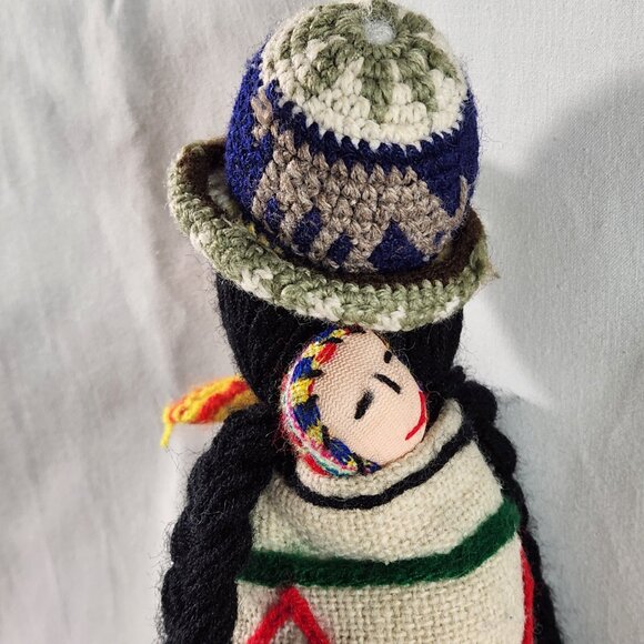 Peruvian Andean Handmade Doll Folk Art Embroidery Dress Mother with Baby 14 in - Picture 4 of 13